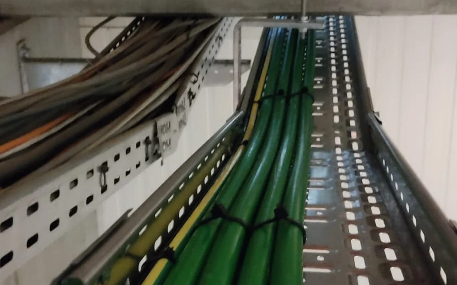 Przemysł — WESA Electric